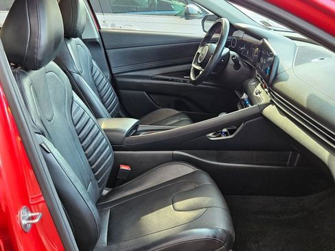 Used 2023 Hyundai Elantra Limited FWD image 19