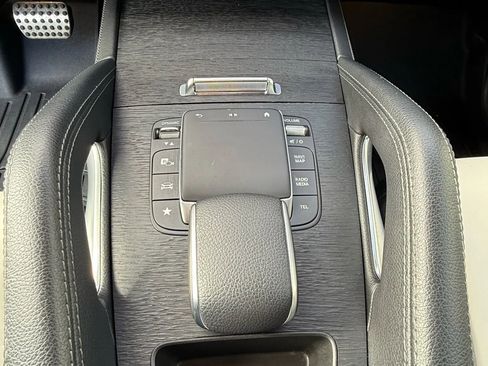 Used 2022 Mercedes-Benz GLE 450 4MATIC image 27