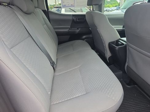 Certified 2021 Toyota Tacoma SR AWD/4WD image 14