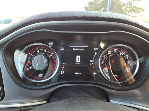 Used 2022 Dodge Challenger R/T w/ Driver Convenience Group image 17