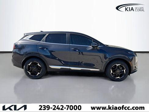 New 2026 Kia Sportage EX image 7