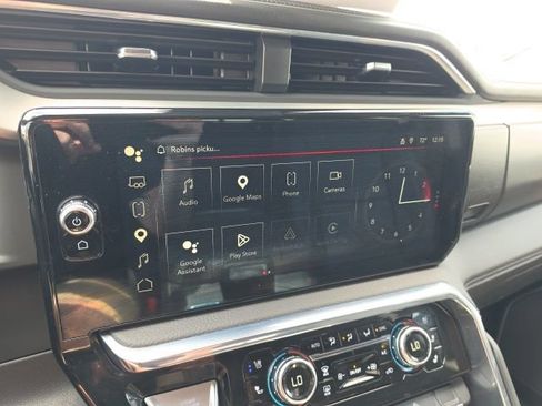 Used 2025 GMC Sierra 1500 Denali w/ Denali Reserve Package AWD/4WD image 22