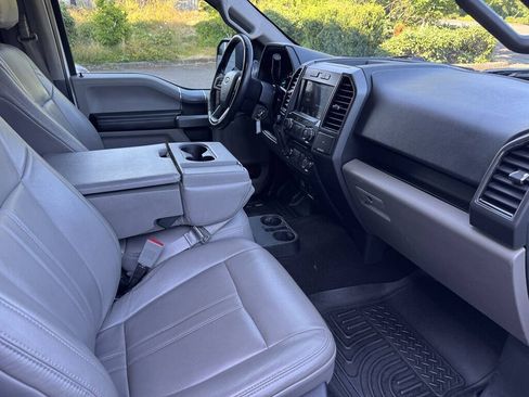 Used 2018 Ford F150 XLT w/ Equipment Group 302A Luxury AWD/4WD image 14