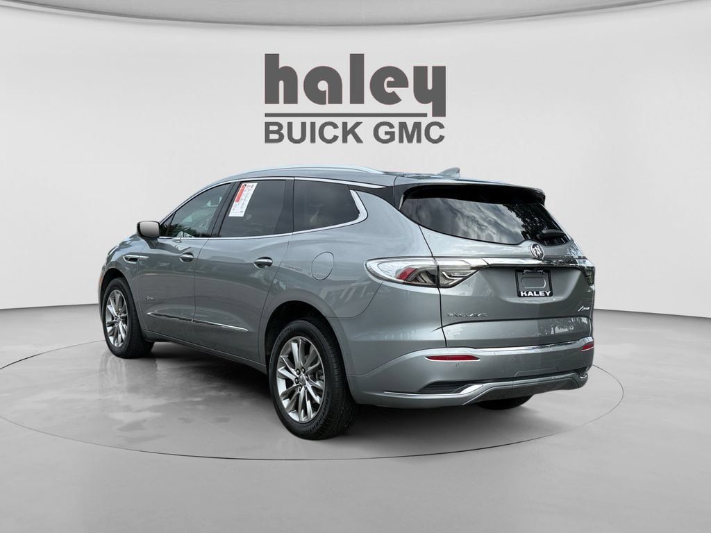Used 2024 Buick Enclave Avenir w/ LPO, Floor Liner Package FWD image 3