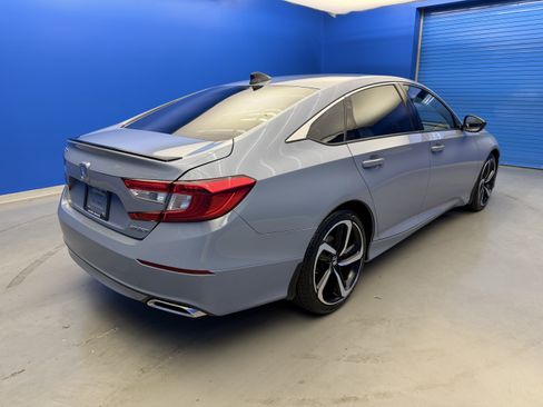 Used 2022 Honda Accord Sport image 7