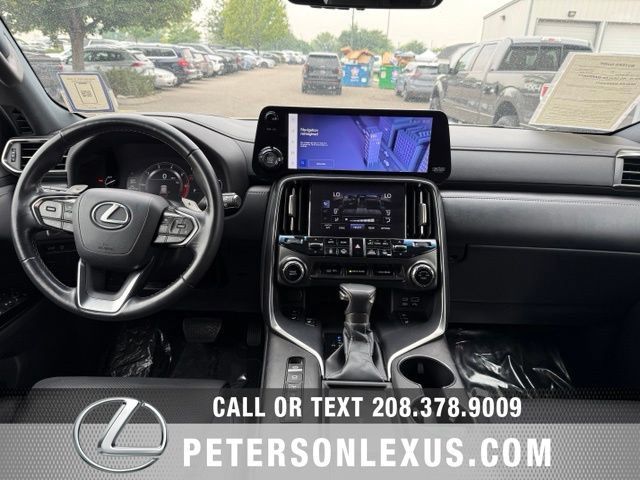 Used 2023 Lexus LX 600 4WD w/ Interior Upgrade Package image 17