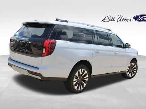New 2026 Ford Expedition Max Platinum w/ Driver's Package AWD/4WD image 3