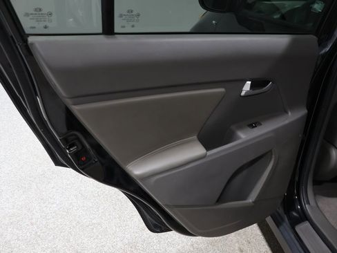 Used 2015 Kia Sportage LX image 18