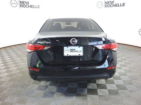 Certified 2023 Nissan Sentra S image 6