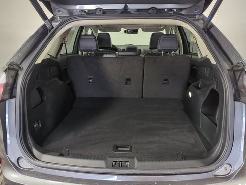 Used 2022 Ford Edge SEL w/ Convenience Package image 7