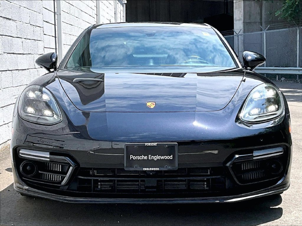 Used 2022 Porsche Panamera GTS AWD/4WD image 8