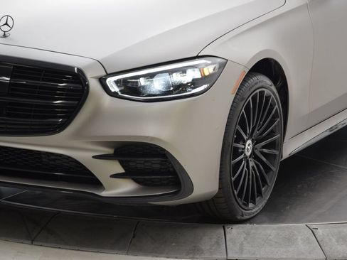 Certified 2022 Mercedes-Benz S 580 4MATIC Sedan image 11