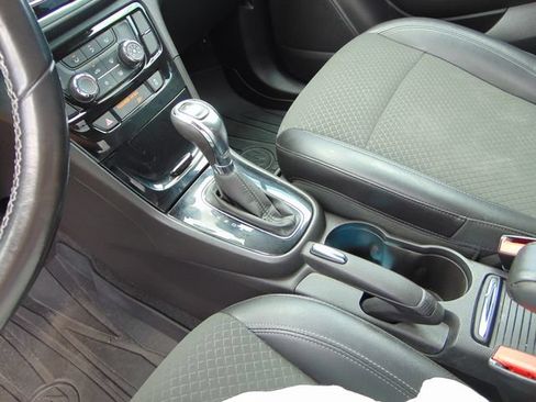 Used 2018 Buick Encore Preferred FWD image 14