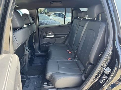 New 2025 Mercedes-Benz GLB 250 image 11