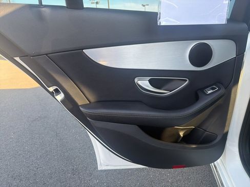 Used 2018 Mercedes-Benz C 300 4MATIC Sedan image 16