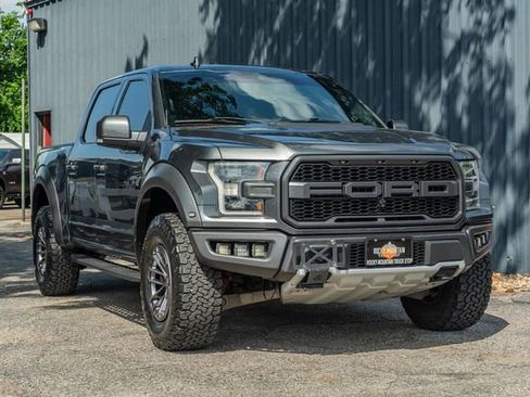 Used 2019 Ford F150 Raptor w/ Equipment Group 802A Luxury AWD/4WD image 8