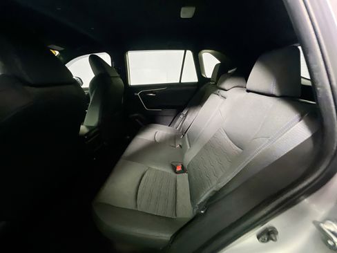 Used 2023 Toyota RAV4 SE image 29