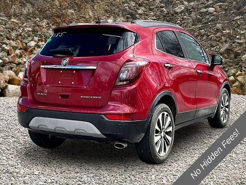 Used 2018 Buick Encore Essence FWD image 2