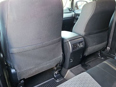 Used 2018 Toyota 4Runner SR5 AWD/4WD image 18