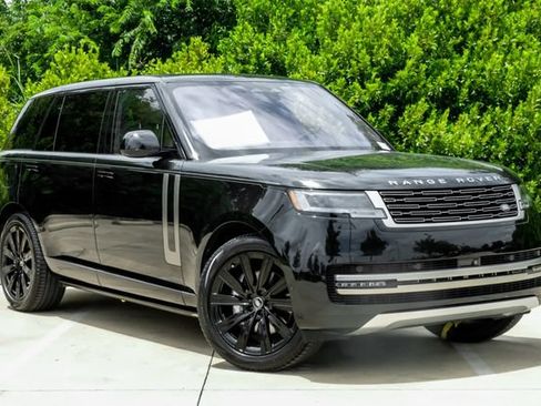 Used 2023 Land Rover Range Rover Long Wheelbase SE AWD/4WD image 7