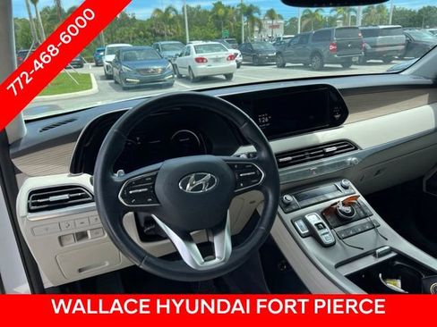 Used 2022 Hyundai Palisade Calligraphy FWD image 12