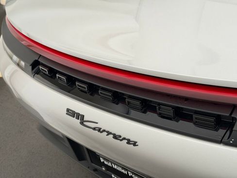 Used 2025 Porsche 911 Carrera RWD image 24