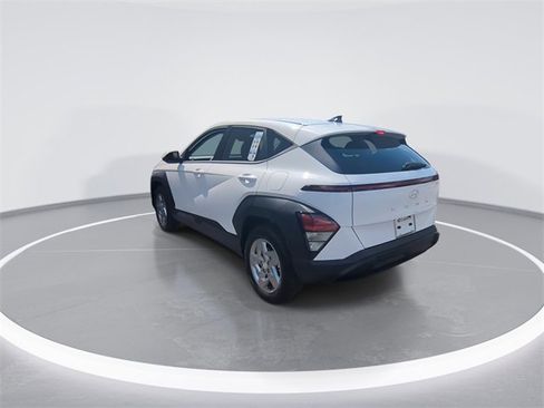 New 2026 Hyundai Kona SE image 6
