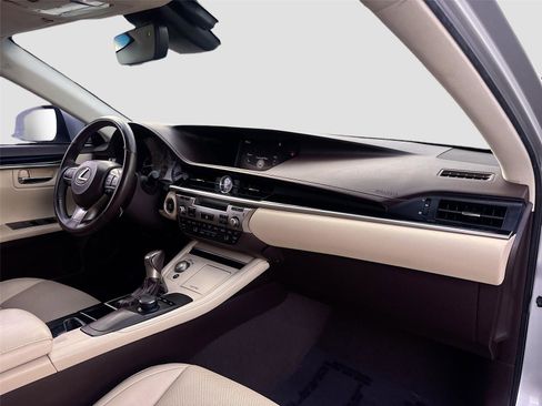 Used 2017 Lexus ES 350 w/ Accessory Package 2 image 30