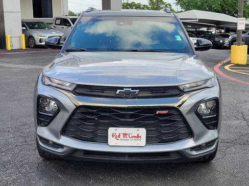 Used 2023 Chevrolet TrailBlazer RS w/ Convenience Package FWD image 9