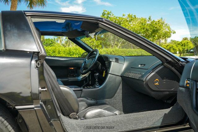 Used 1990 Chevrolet Corvette ZR-1 RWD image 57