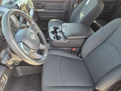 New 2026 RAM 2500 Tradesman AWD/4WD image 10