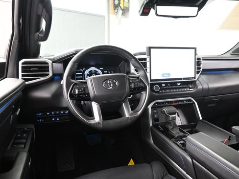 Used 2024 Toyota Tundra Platinum image 18