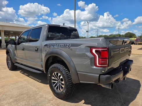 Used 2020 Ford F150 Raptor w/ Equipment Group 802A Luxury AWD/4WD image 7