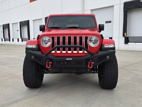 Used 2018 Jeep Wrangler Unlimited Sahara AWD/4WD image 2