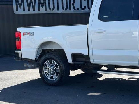 Used 2025 Ford F350 Lariat w/ FX4 Off-Road Package AWD/4WD image 4