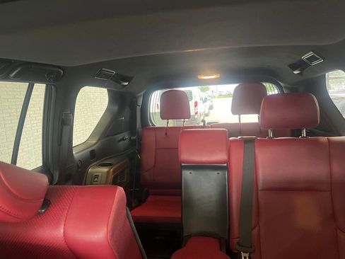 Used 2023 Lexus GX 460 Luxury w/ Accessory Package AWD/4WD image 14