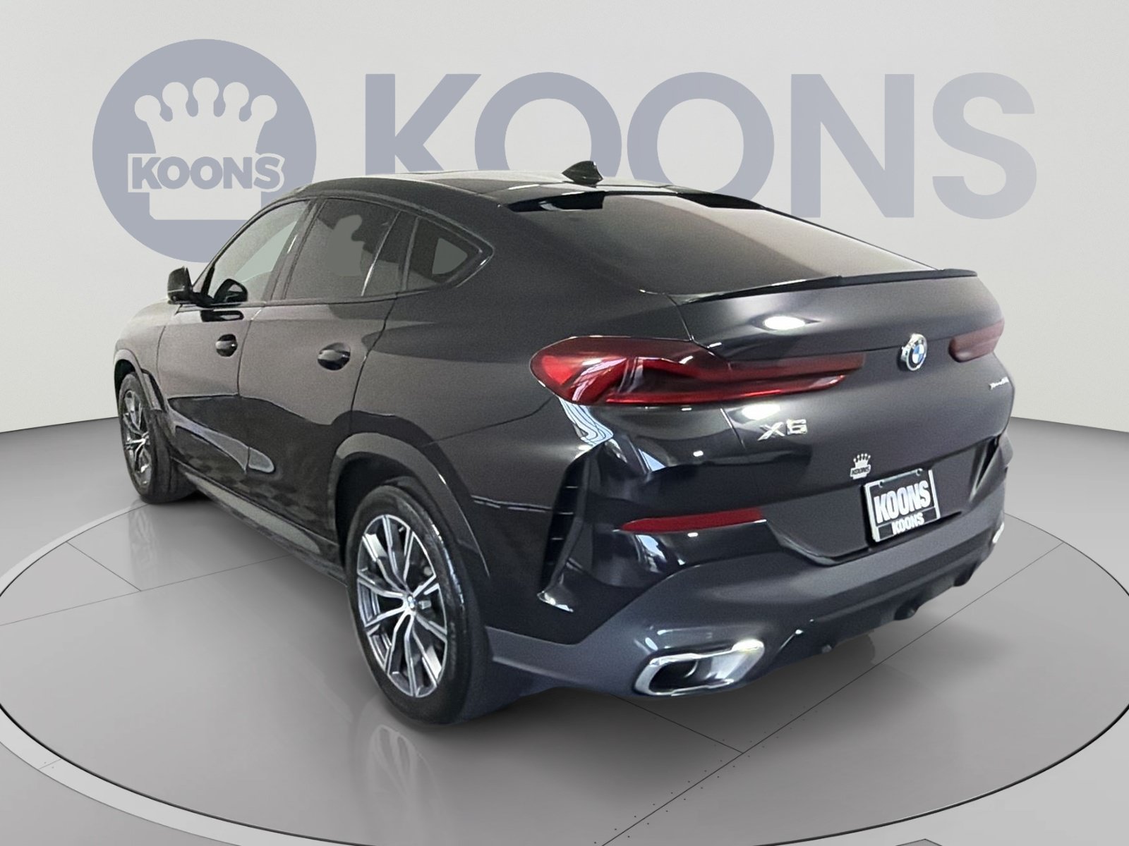 Used 2023 BMW X6 xDrive40i w/ M Sport Package AWD/4WD image 4