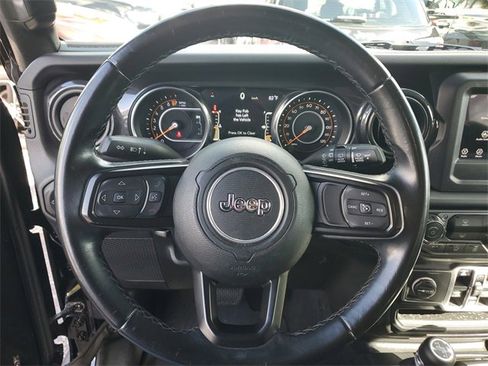 Used 2020 Jeep Wrangler Unlimited Sport image 15