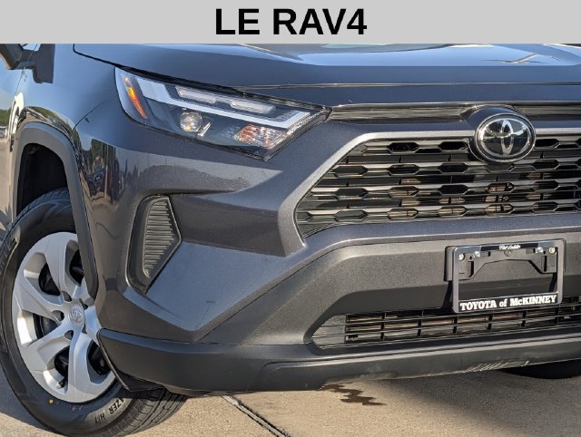 Used 2025 Toyota RAV4 LE FWD image 3