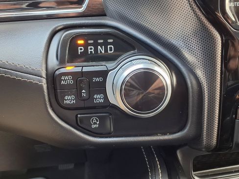 Used 2022 RAM 1500 Limited w/ Night Edition AWD/4WD image 14