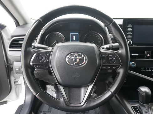 Used 2023 Toyota Camry SE FWD image 16