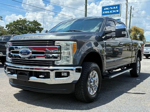 Used 2017 Ford F250 Lariat w/ Chrome Package AWD/4WD image 1