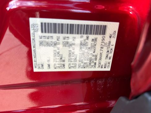 Used 2023 Nissan Rogue SV FWD image 35