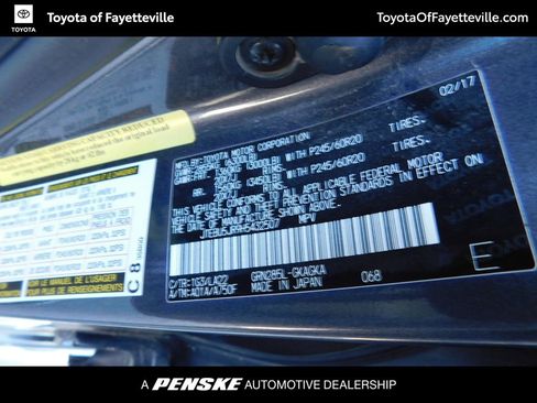 Used 2017 Toyota 4Runner Limited image 9