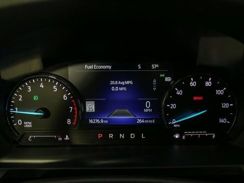 Used 2022 Ford Explorer XLT w/ Equipment Group 202A image 35