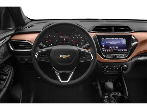 Used 2022 Chevrolet TrailBlazer ACTIV w/ Sun and Liftgate Package AWD/4WD image 10