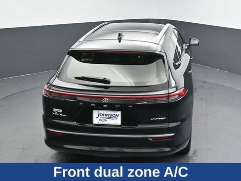 Used 2025 Toyota Crown Signia Limited image 26