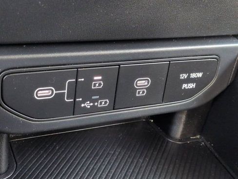 Used 2025 Kia K4 FWD image 19