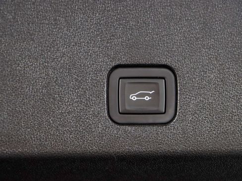 Used 2024 Cadillac XT6 Premium Luxury AWD/4WD image 32
