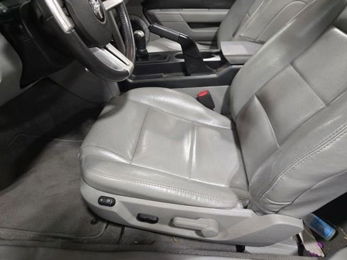 Used 2008 Ford Mustang Premium RWD image 14